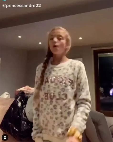 13 yr old twerk|Katie Price twerks along to stripper song as mortified daughter .